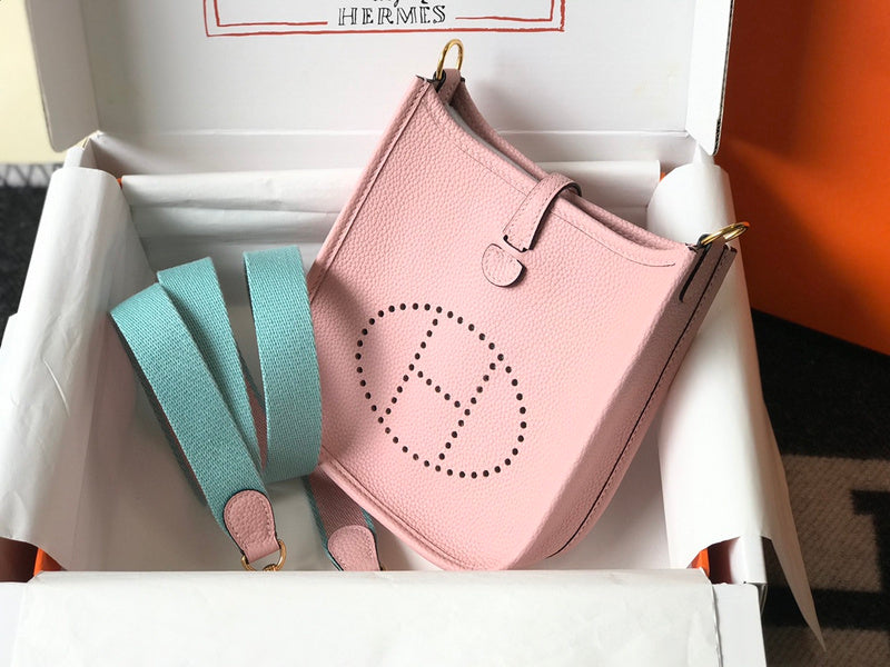 new-luxury-designer-bags-nm23797
