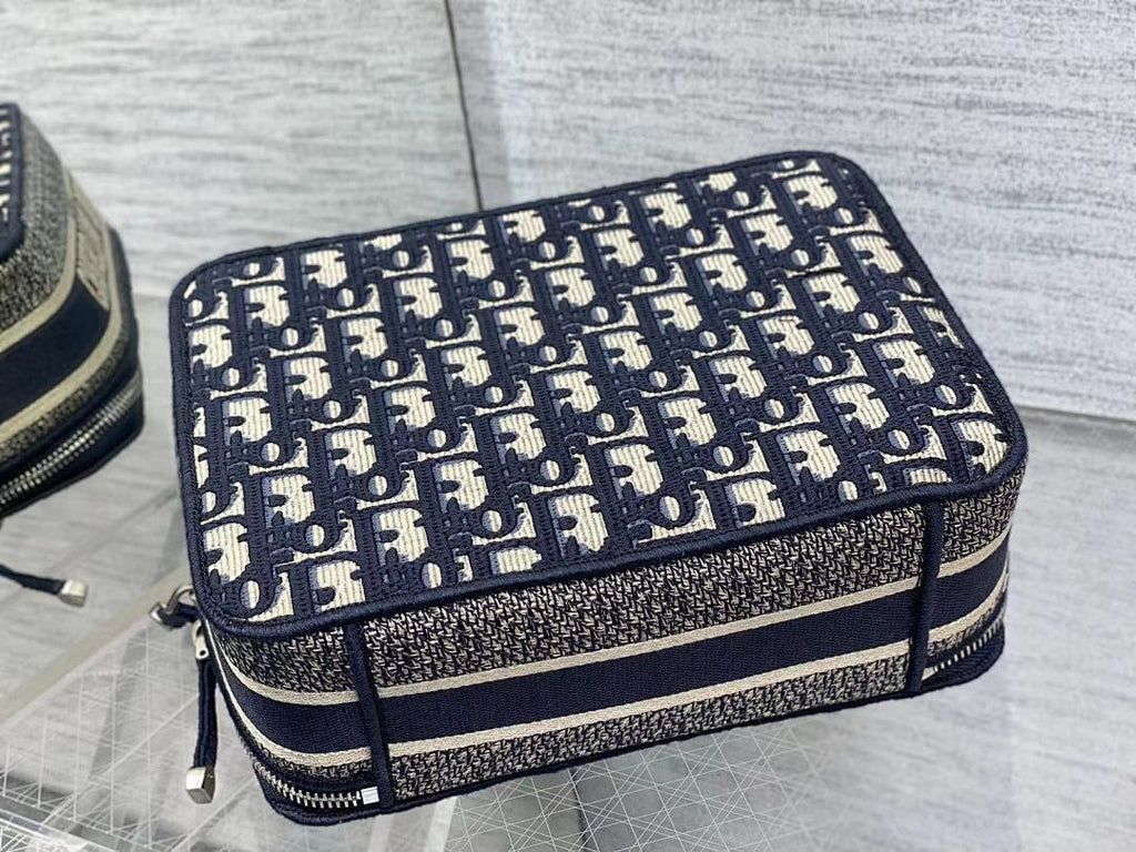 Anum Bags - DESIGNER BAGS FOR WOMEN - AFFORDABLE LUXURY BAGS - 18919