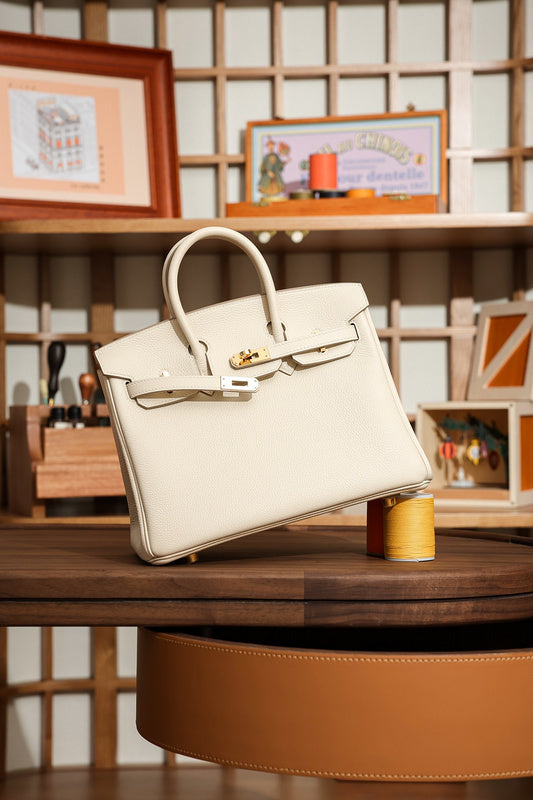 new-luxury-designer-bags-nm23918