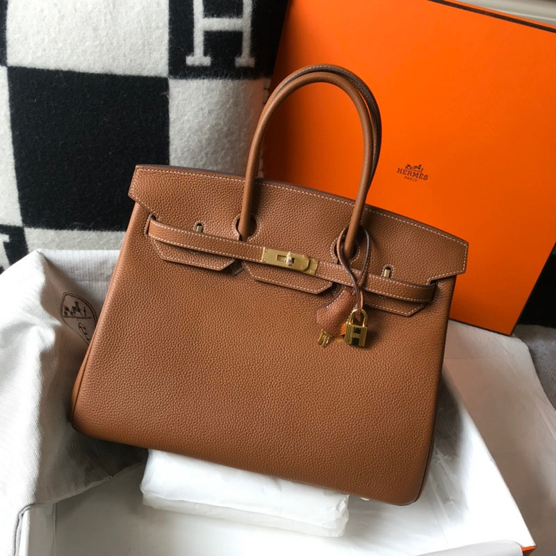 new-luxury-designer-bags-nm23695