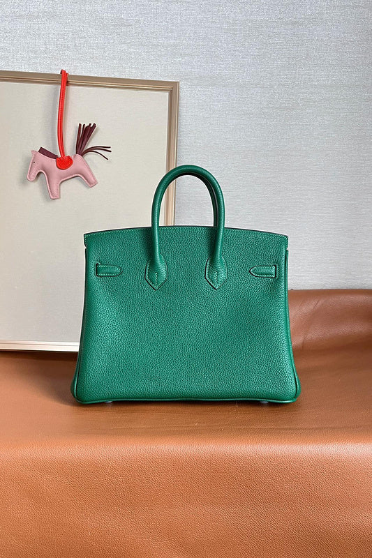 new-luxury-designer-bags-nm23725
