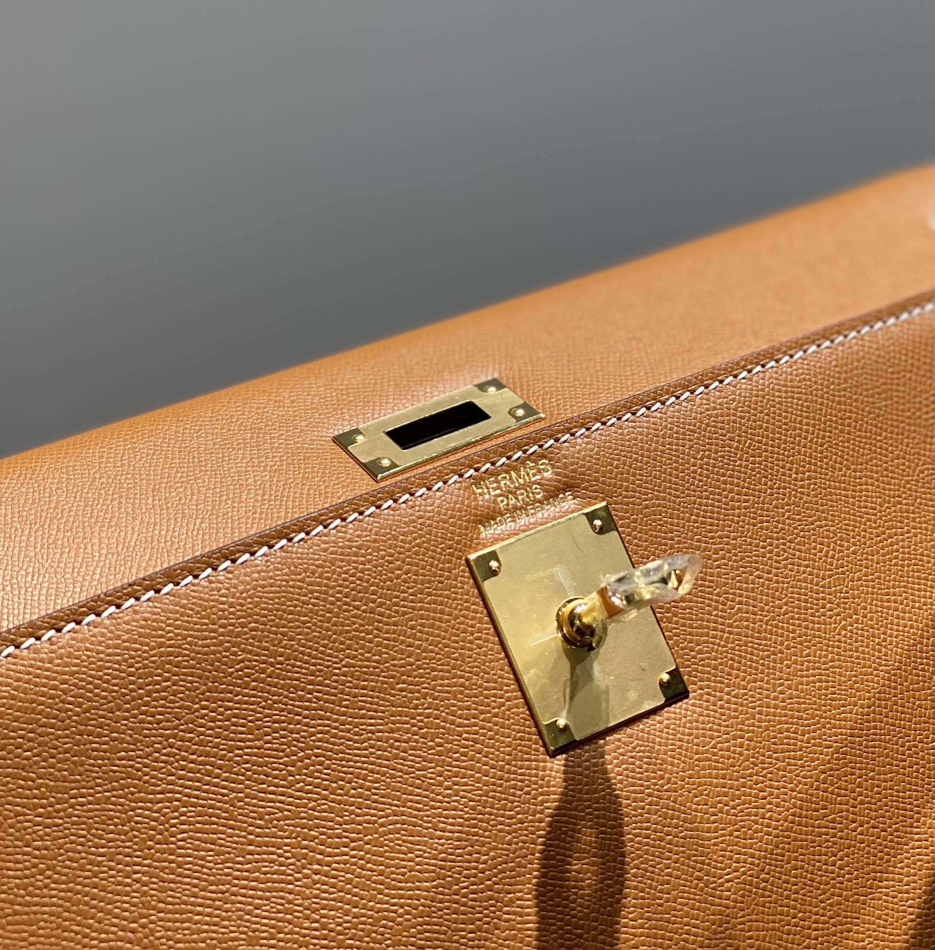 new-luxury-designer-bags-nm23335