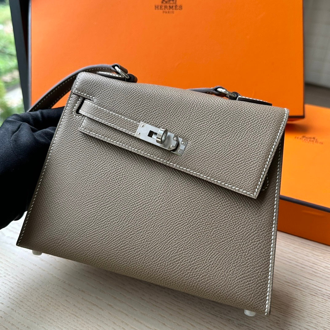 new-luxury-designer-bags-nm22986