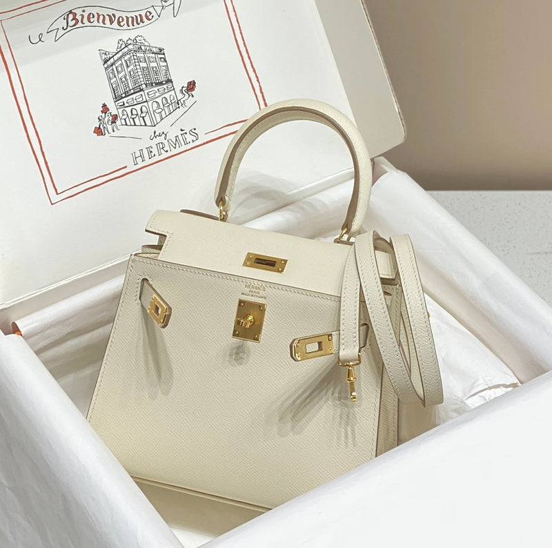 new-luxury-designer-bags-nm23537