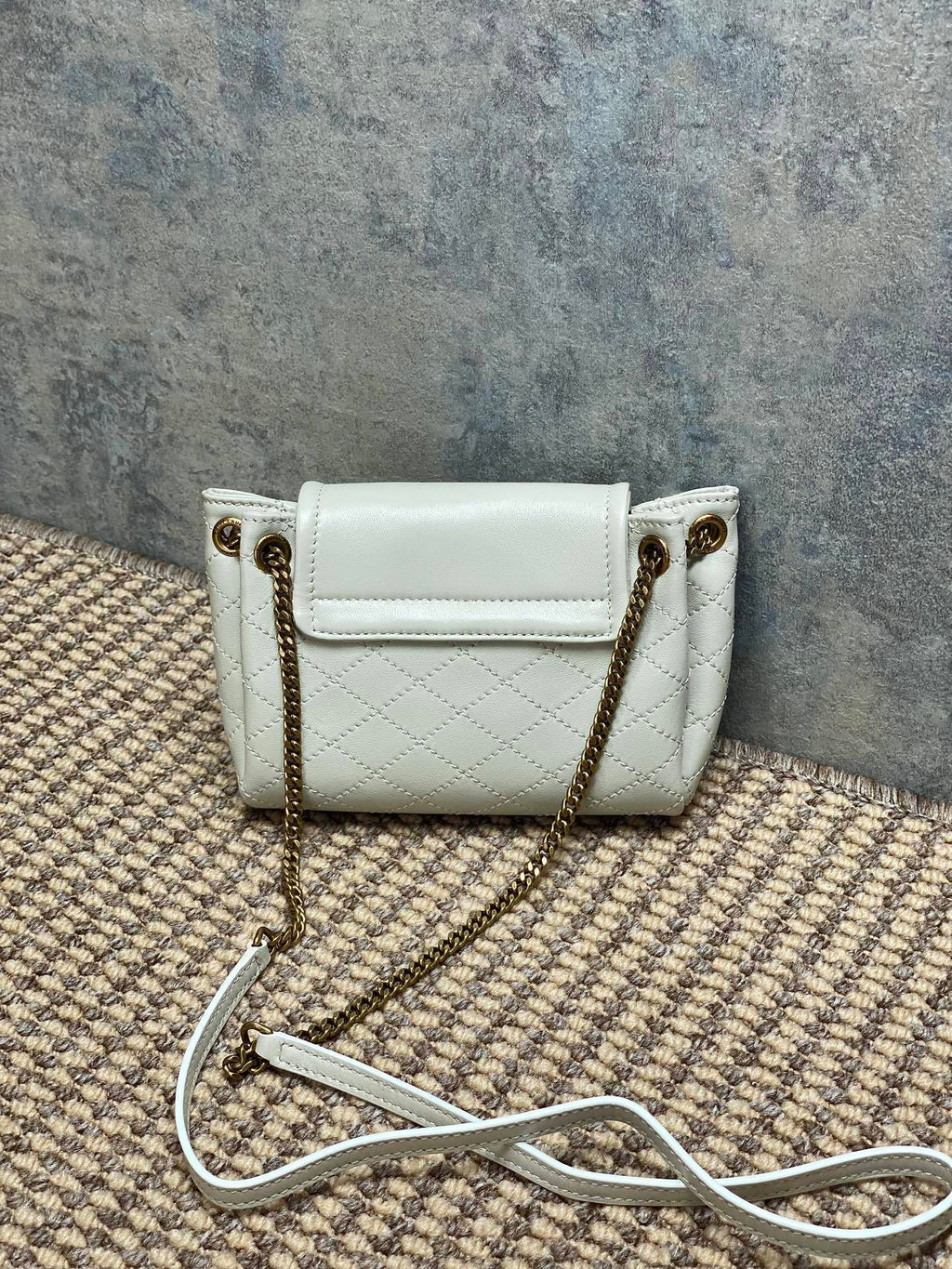 Ezyycart Bags - Best High-End Brands in One Place - AFFORDABLE LUXURY BAGS - 15600