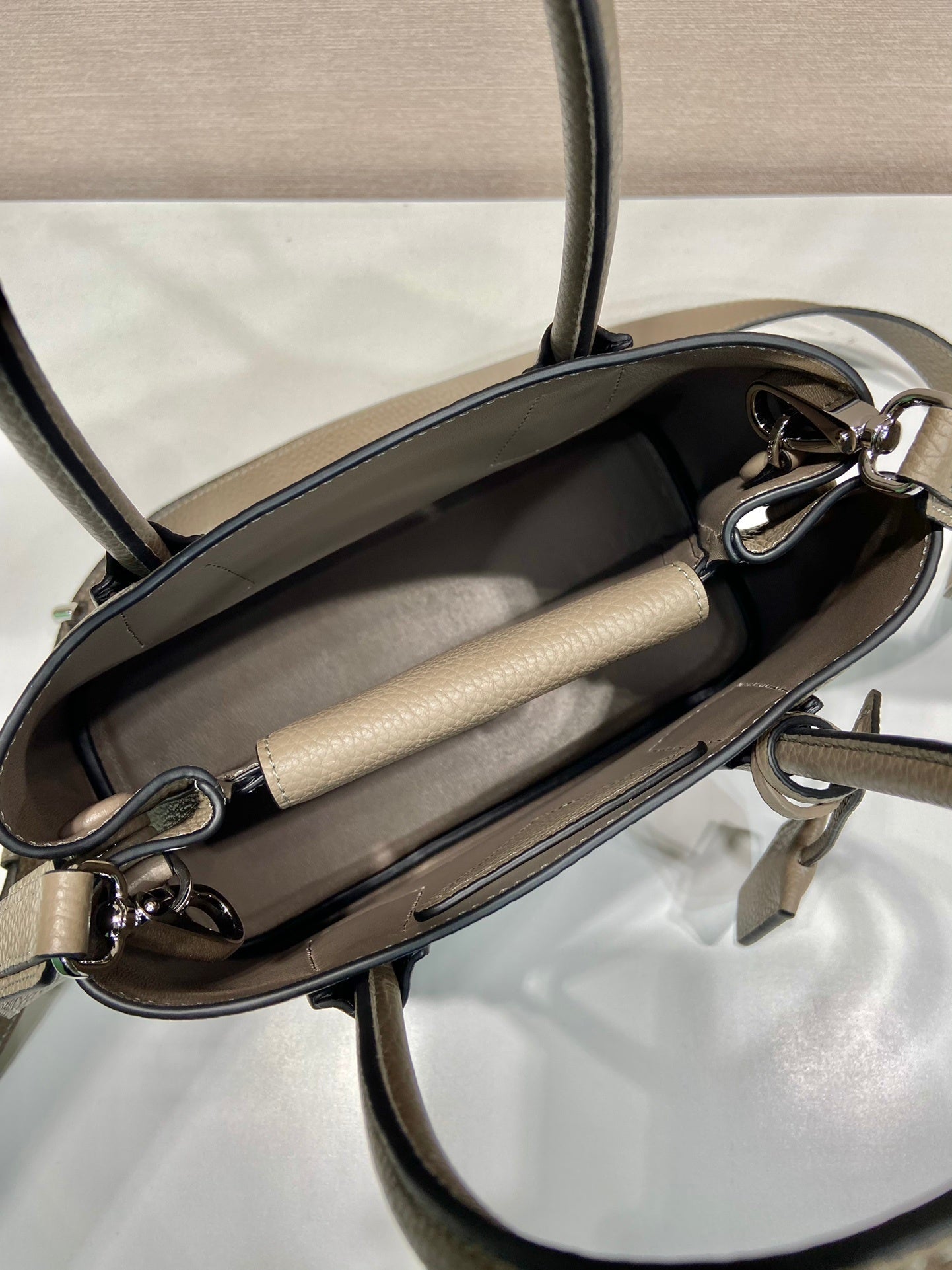 Ezyycart Bags - Best High-End Brands in One Place - AFFORDABLE LUXURY BAGS - 14036