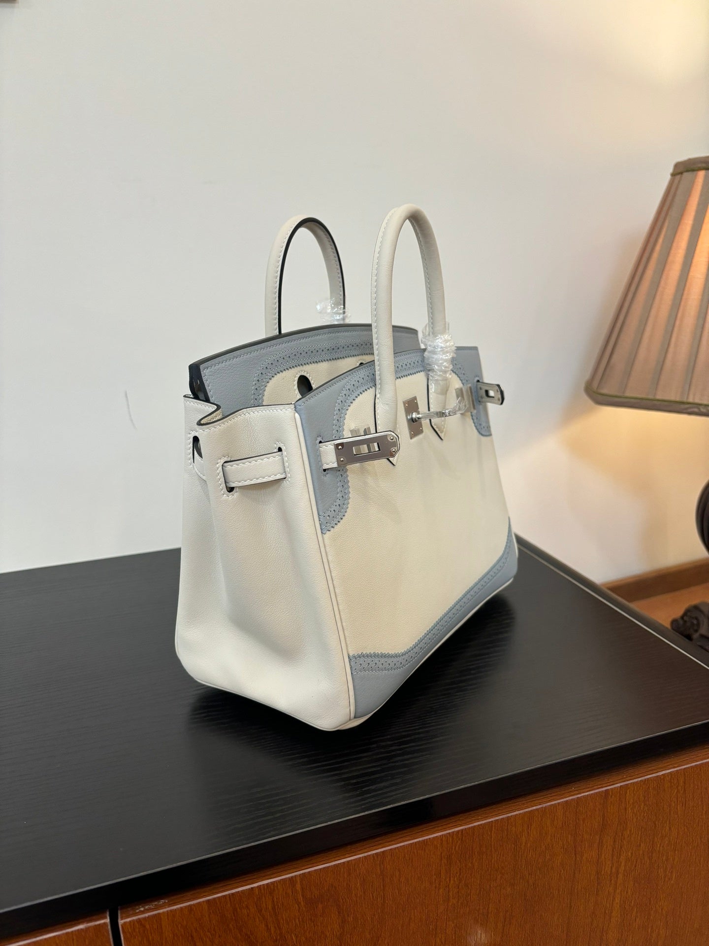 new-luxury-designer-bags-nm23209