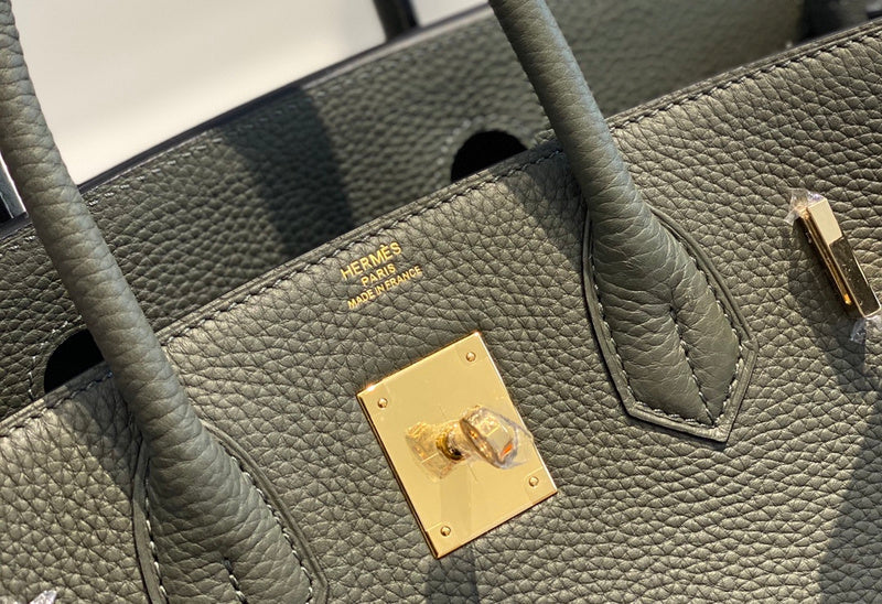 new-luxury-designer-bags-nm23698