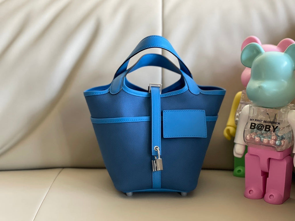 new-luxury-designer-bags-nm23071