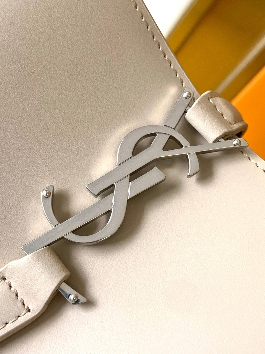 Ezyycart Bags - Best High-End Brands in One Place - AFFORDABLE LUXURY BAGS - 15208