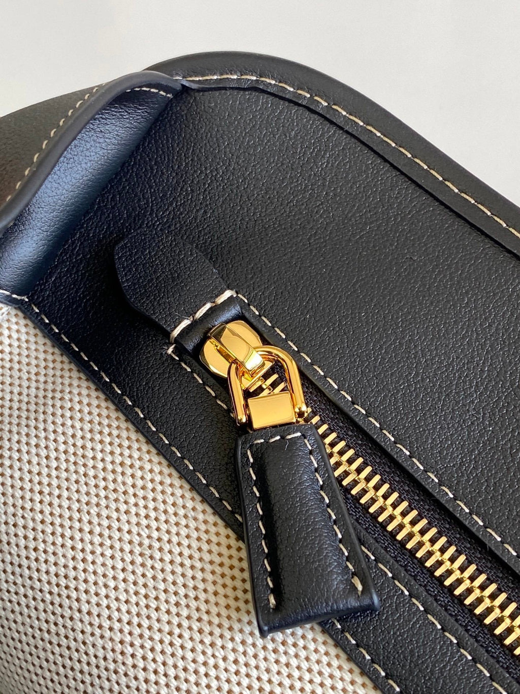 Ezyycart Bags - DESIGNER BAGS FOR WOMEN - AFFORDABLE LUXURY BAGS - 14143