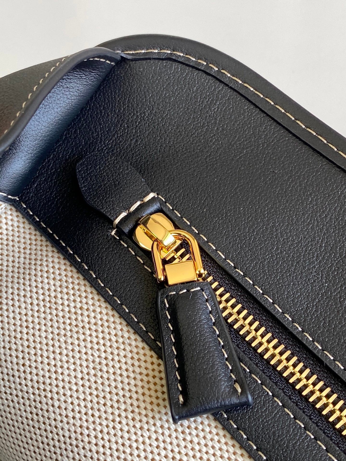 Ezyycart Bags - DESIGNER BAGS FOR WOMEN - AFFORDABLE LUXURY BAGS - 14143