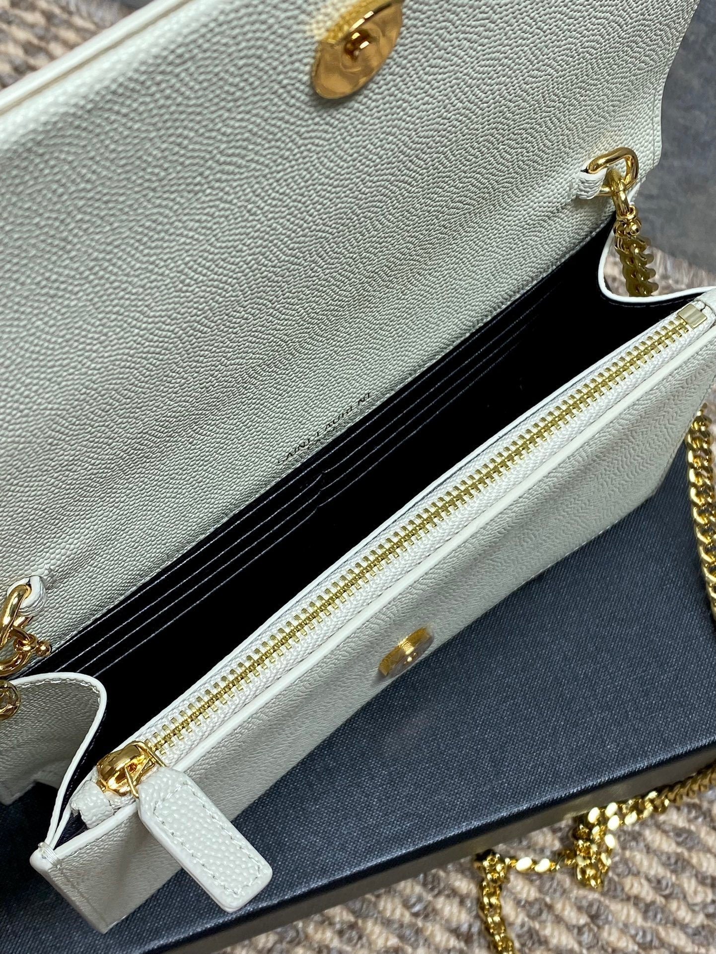 Ezyycart Bags - Premium Luxury Goods and Accessories - AFFORDABLE LUXURY BAGS - 15573