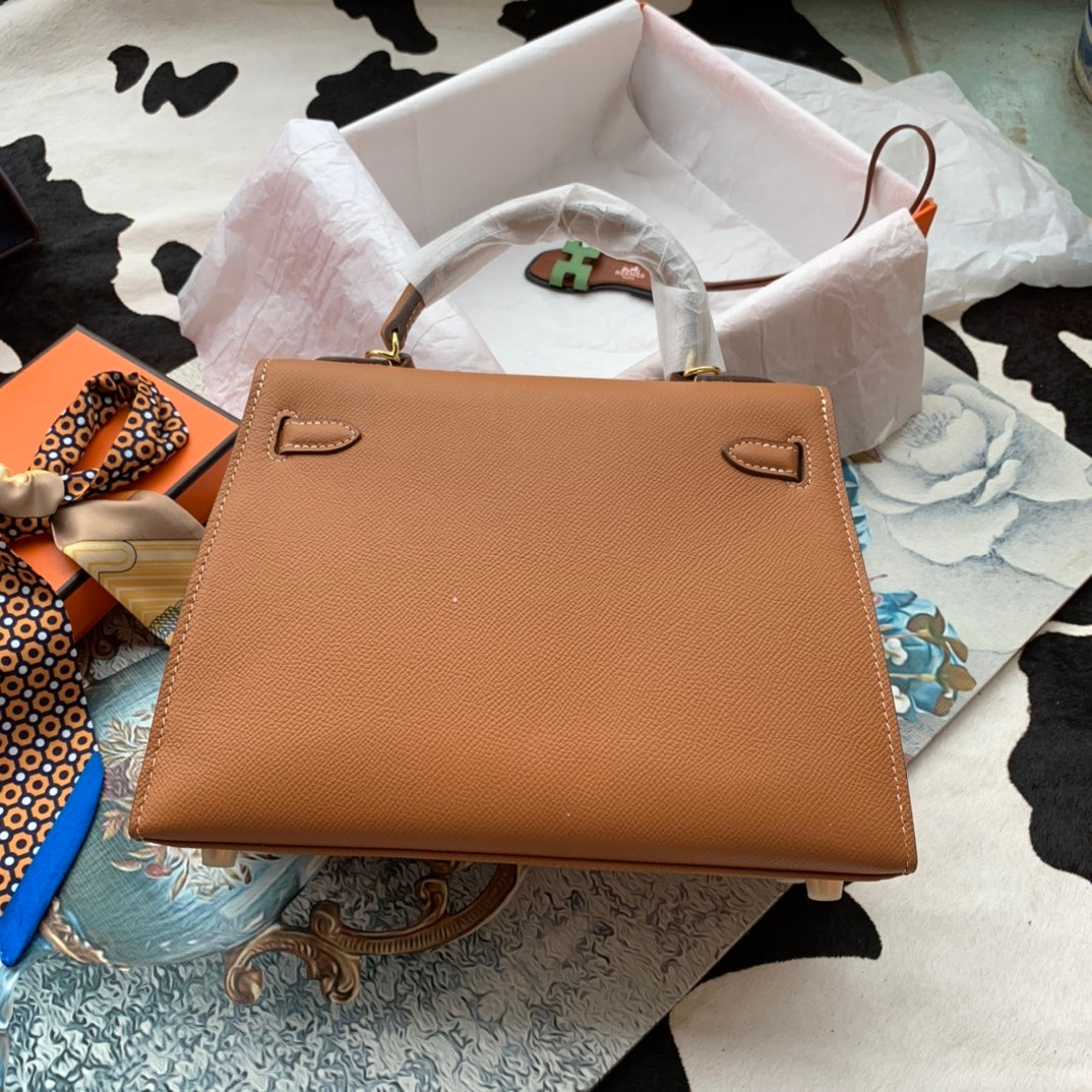new-luxury-designer-bags-nm23195