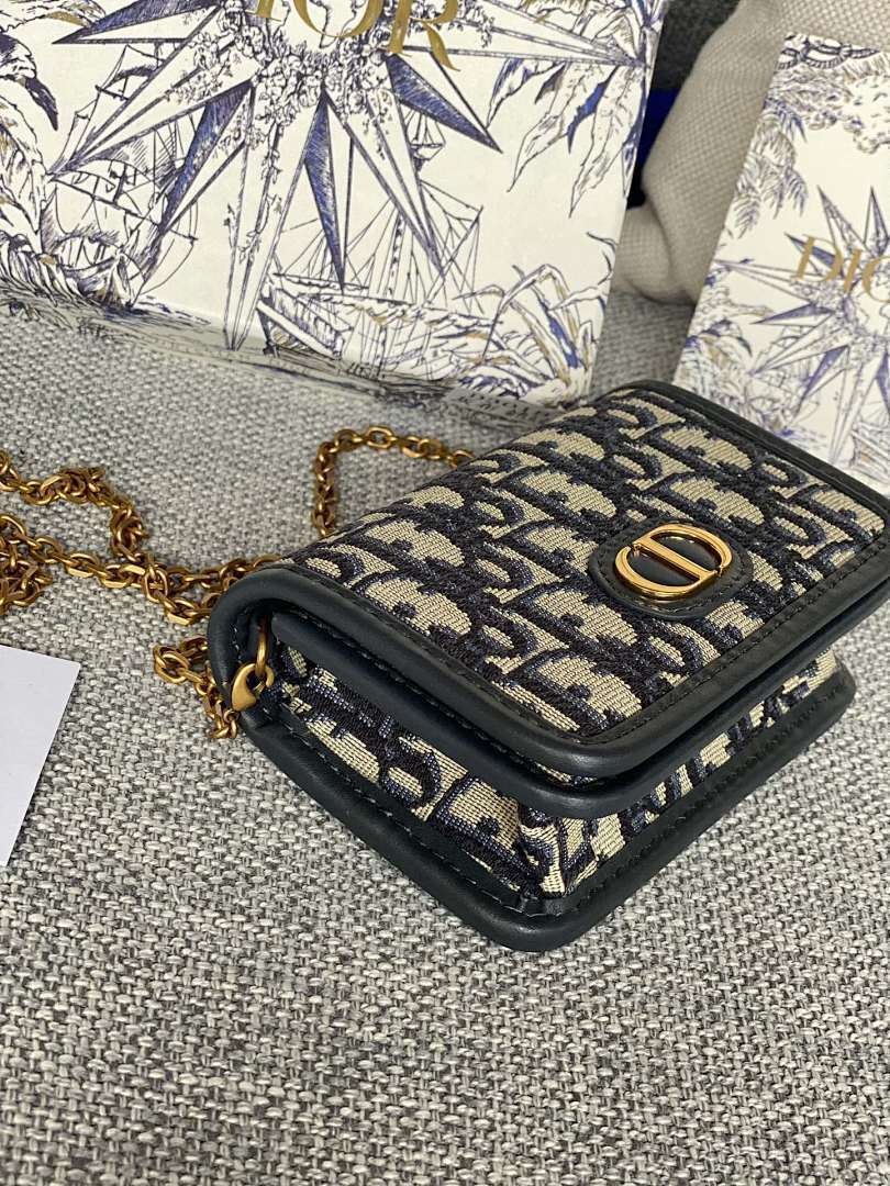 Ezyycart Bags - DESIGNER BAGS FOR WOMEN - AFFORDABLE LUXURY BAGS - 18899