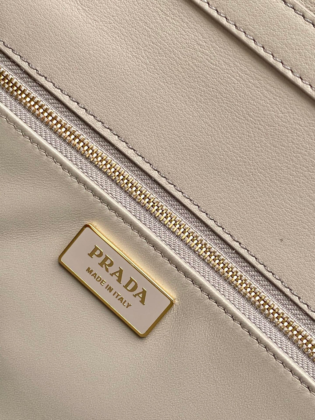 Ezyycart Bags - Premium Luxury Goods and Accessories - AFFORDABLE LUXURY BAGS - 14041