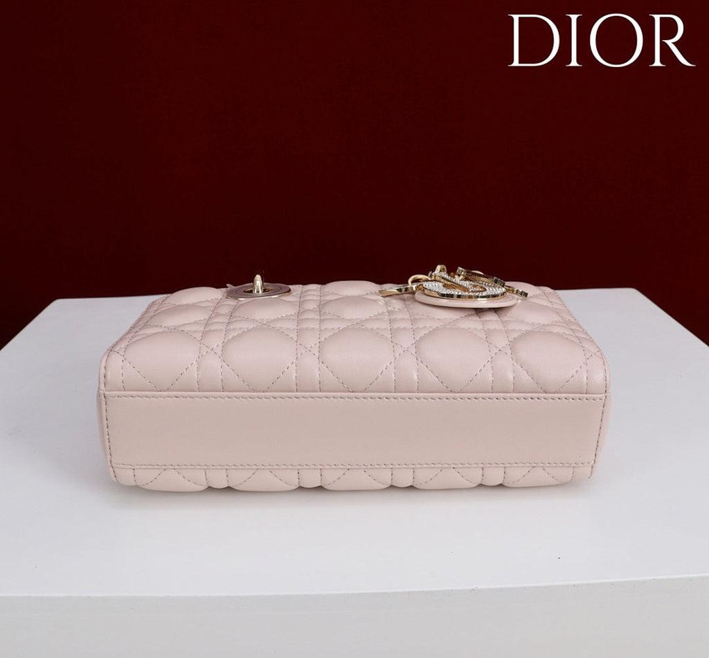 Ezyycart Bags - Premium Luxury Goods and Accessories - AFFORDABLE LUXURY BAGS - 19037