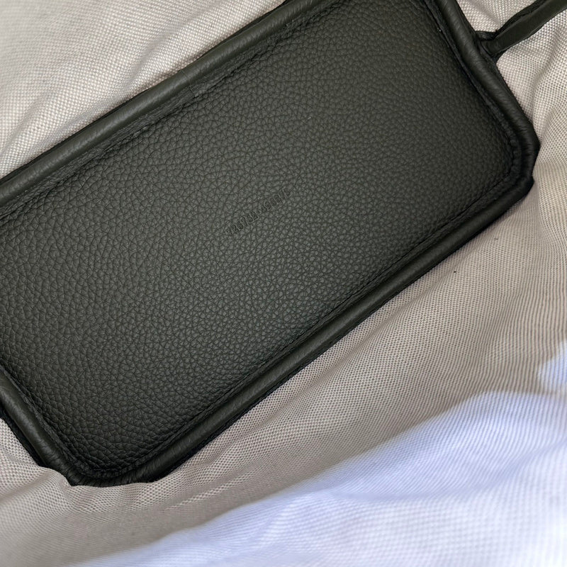 Anum Bags - High-Quality Designer Products for You - AFFORDABLE LUXURY BAGS - 20034