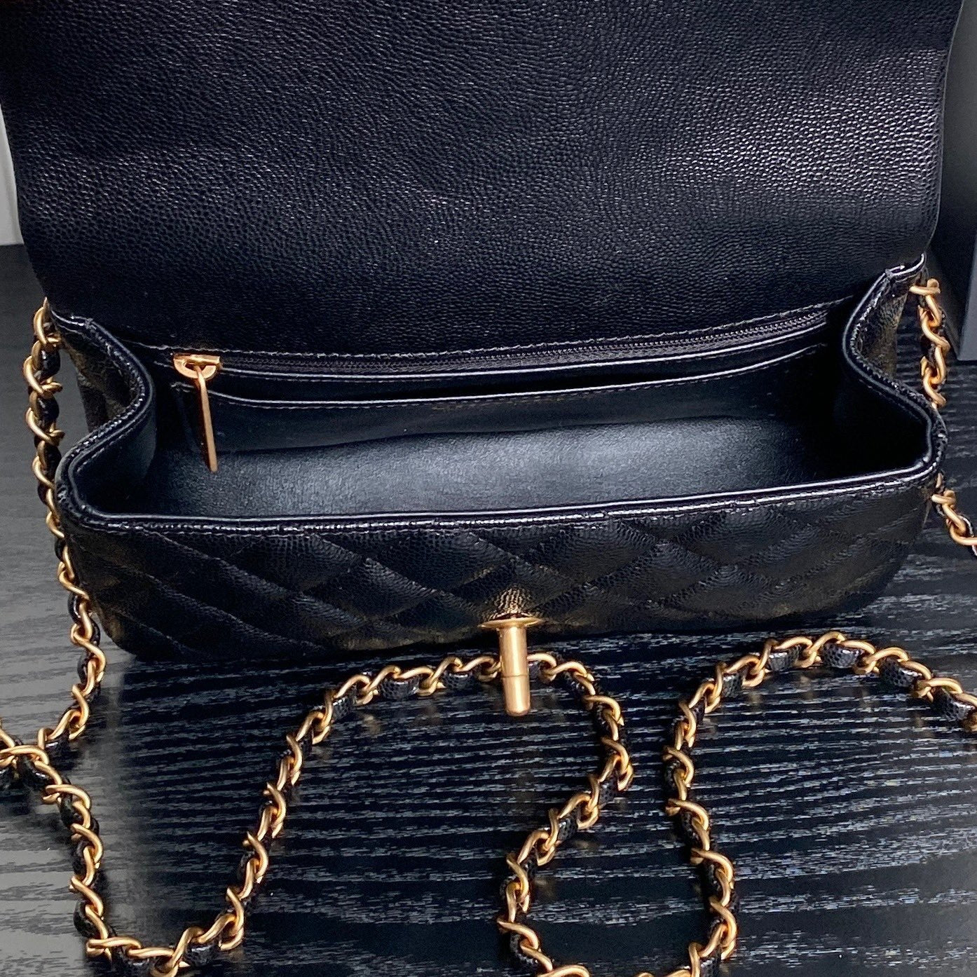 Anum Bags Bags - High-Quality Designer Products for You - AFFORDABLE LUXURY BAGS - 6879