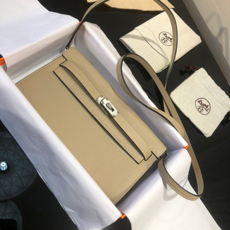 new-luxury-designer-bags-nm23565