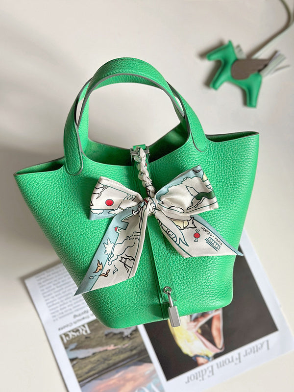 new-luxury-designer-bags-nm23986