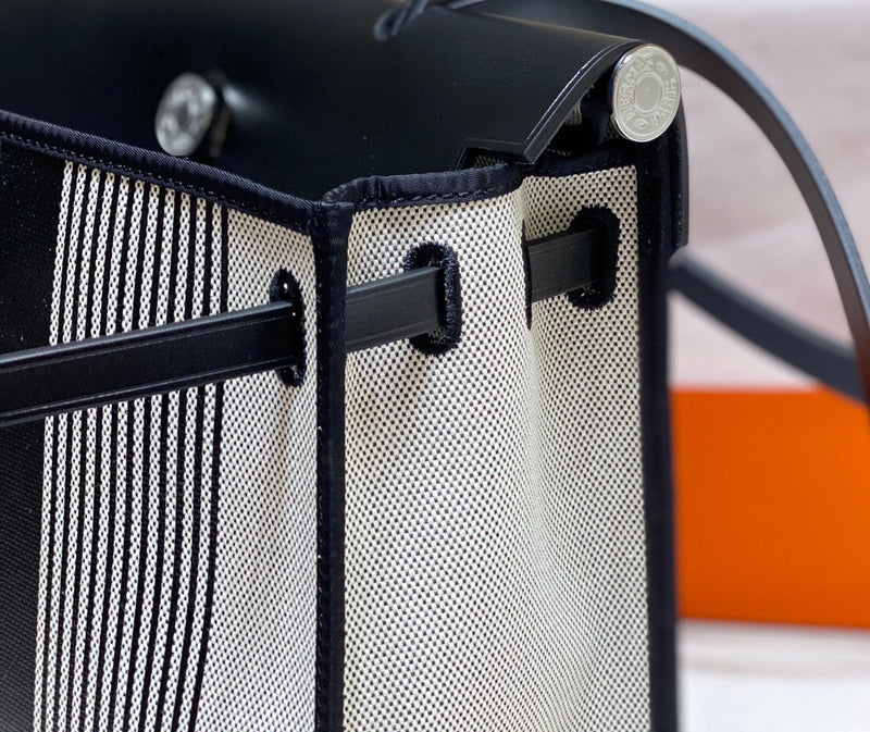 new-luxury-designer-bags-nm23499