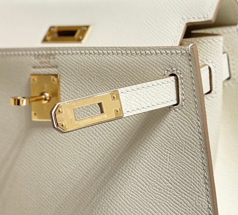 new-luxury-designer-bags-nm23537
