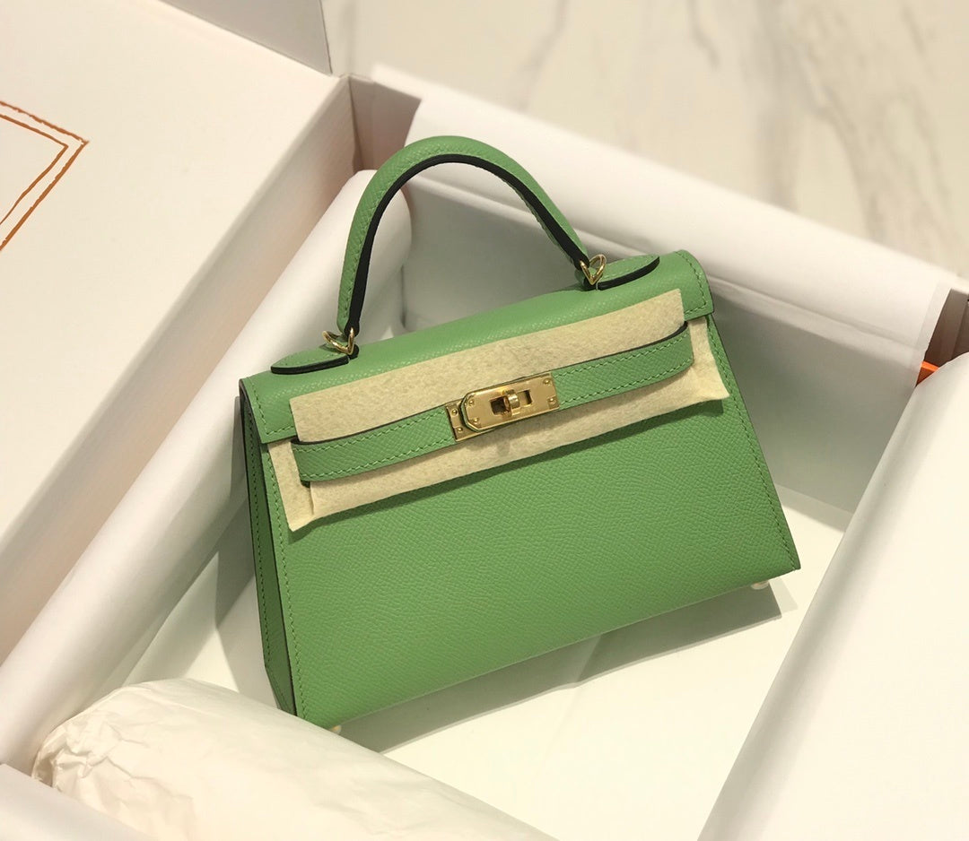 new-luxury-designer-bags-nm23092