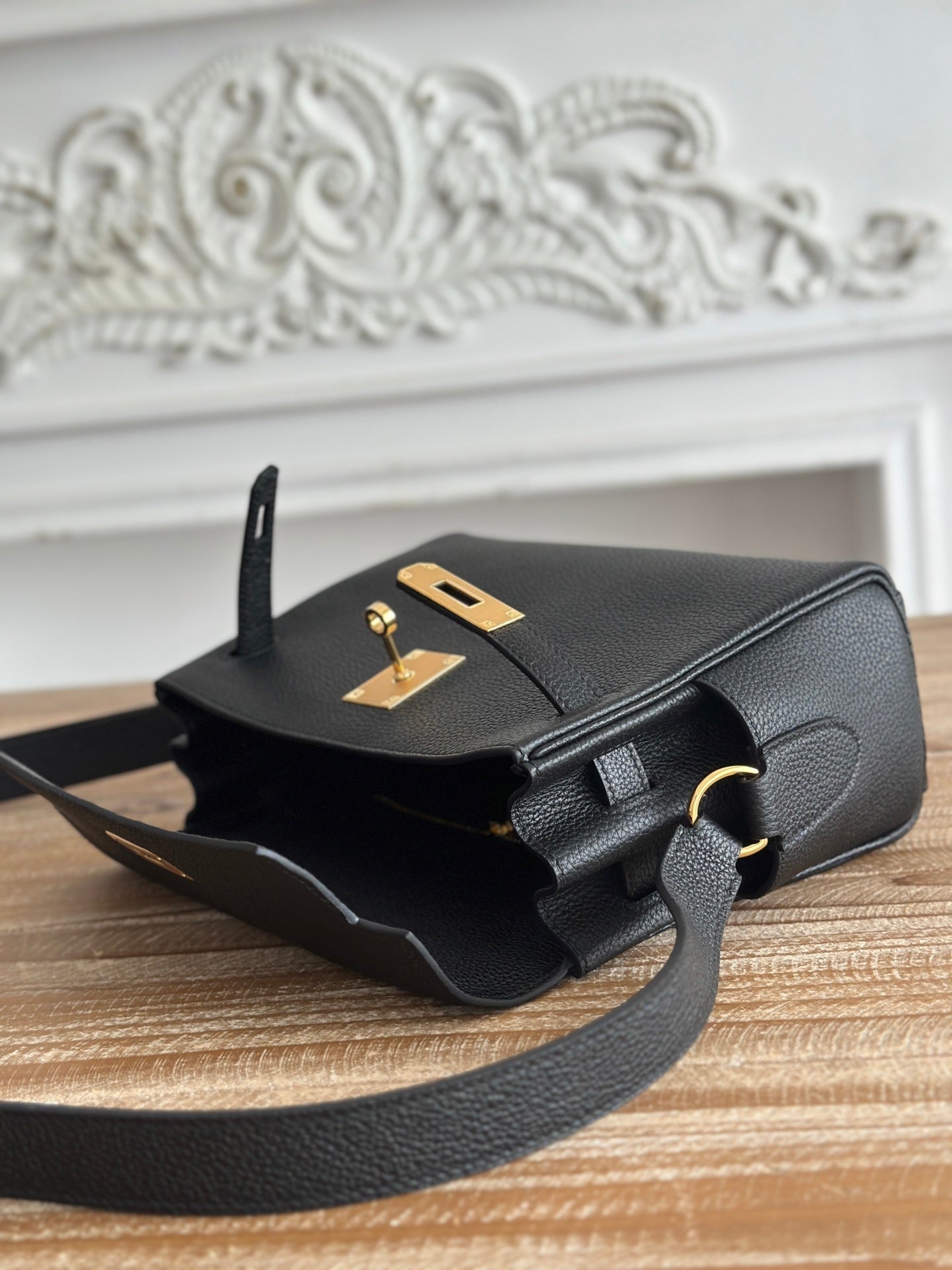 new-luxury-designer-bags-nm23215