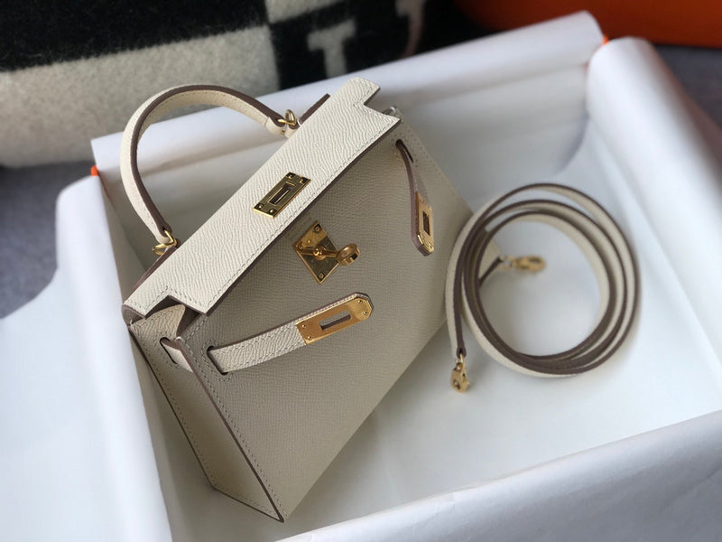 new-luxury-designer-bags-nm23798