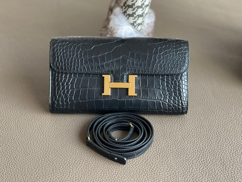 new-luxury-designer-bags-nm23459