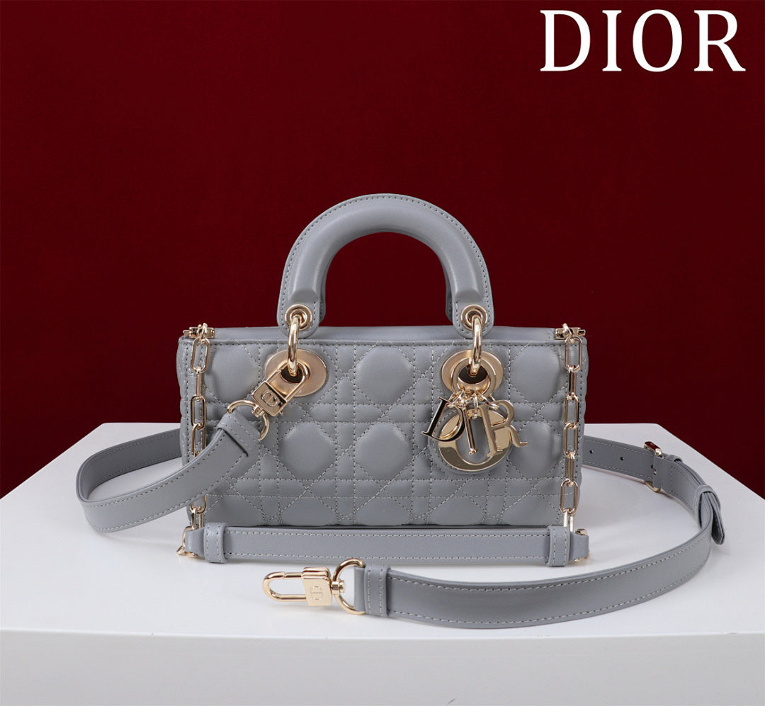 Ezyycart Bags - Premium Luxury Goods and Accessories - AFFORDABLE LUXURY BAGS - 18925