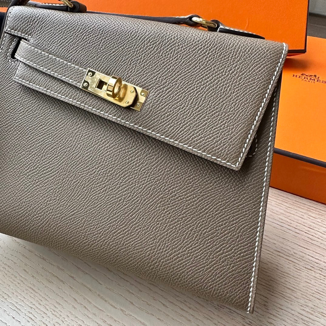 new-luxury-designer-bags-nm22988