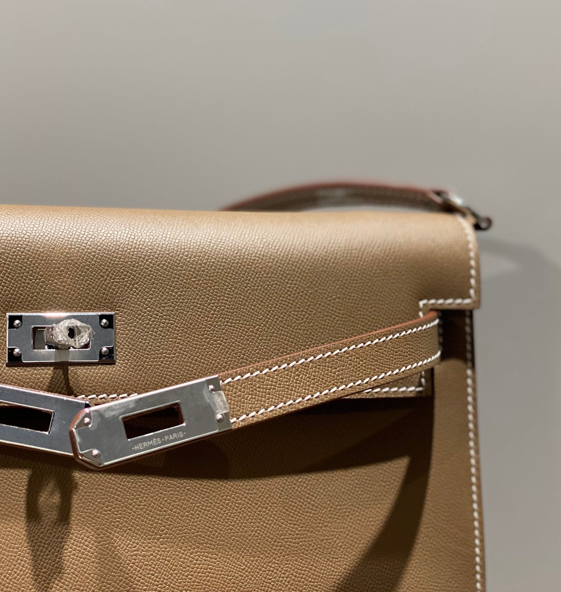 new-luxury-designer-bags-nm23337