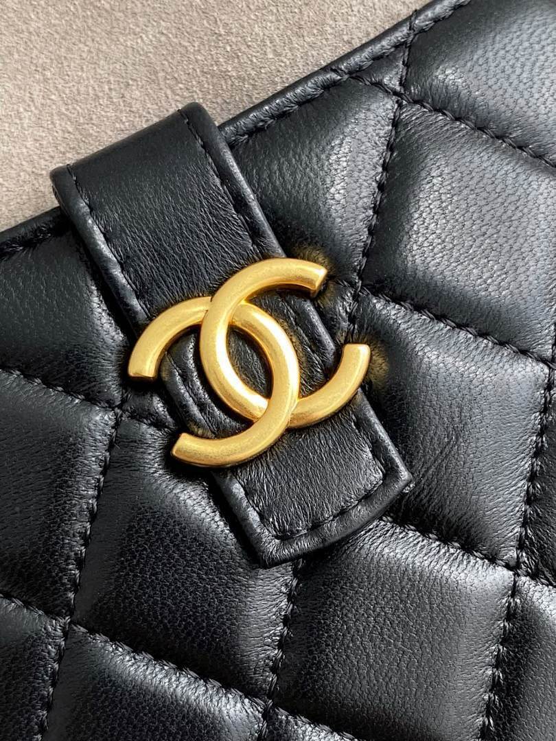Anum Bags - High-Quality Designer Products for You - AFFORDABLE LUXURY BAGS - 17642