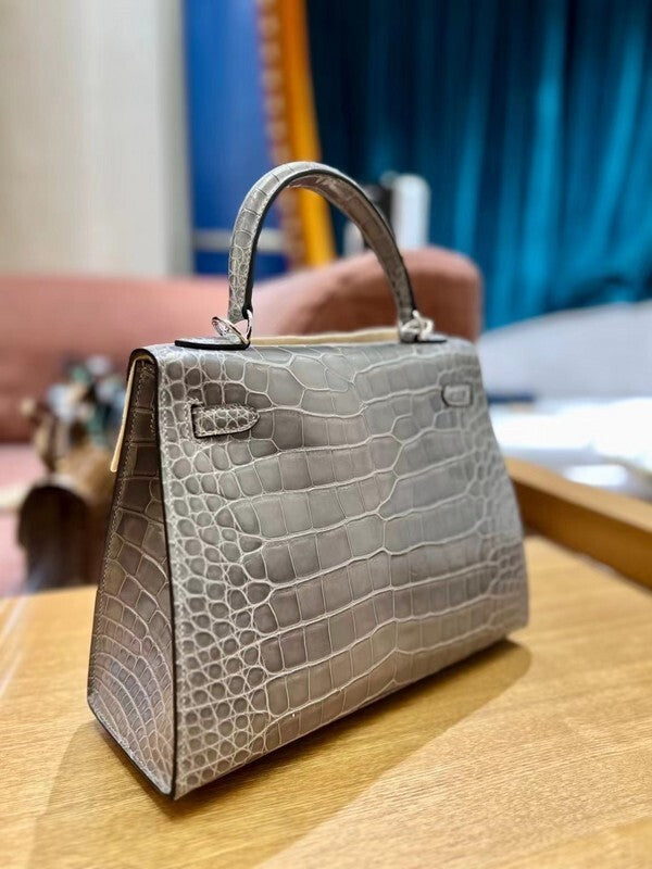 new-designer-premium-bags-nm23736