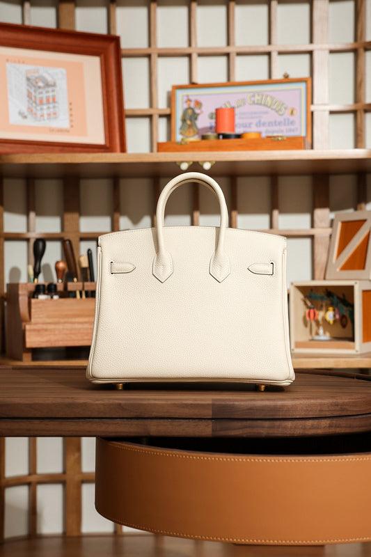 new-luxury-designer-bags-nm23918