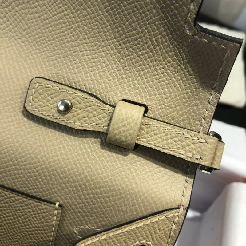 new-luxury-designer-bags-nm23565