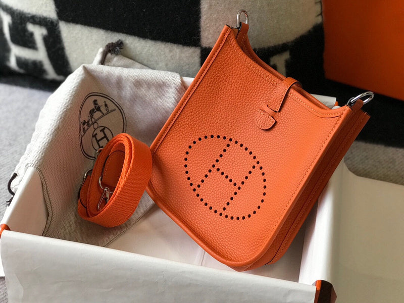 new-luxury-designer-bags-nm23796