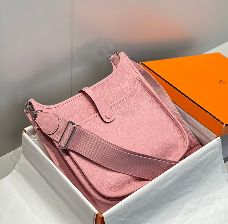 new-luxury-designer-bags-nm23791