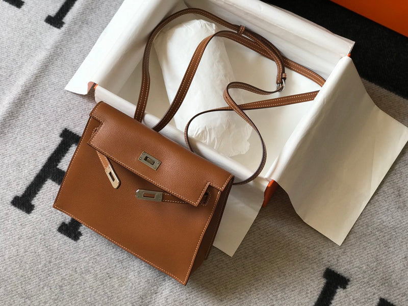 new-luxury-designer-bags-nm23800