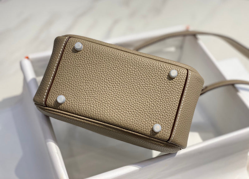 new-luxury-designer-bags-nm23467