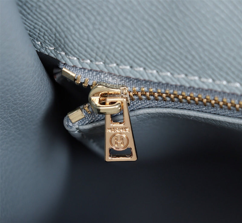 new-luxury-designer-bags-nm23504