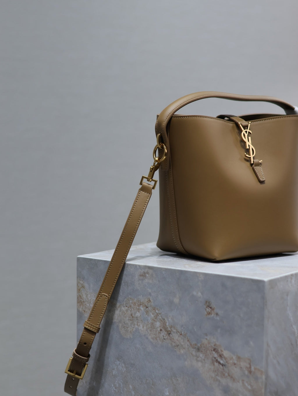 Ezyycart Bags - Best High-End Brands in One Place - AFFORDABLE LUXURY BAGS - 15332