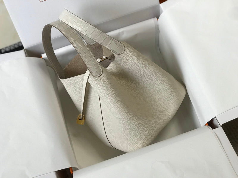 new-luxury-designer-bags-nm23465