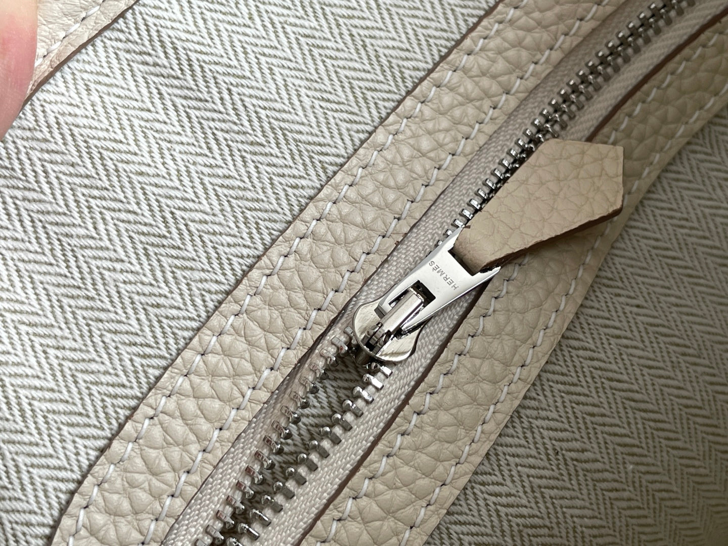 new-designer-premium-bags-nm22924