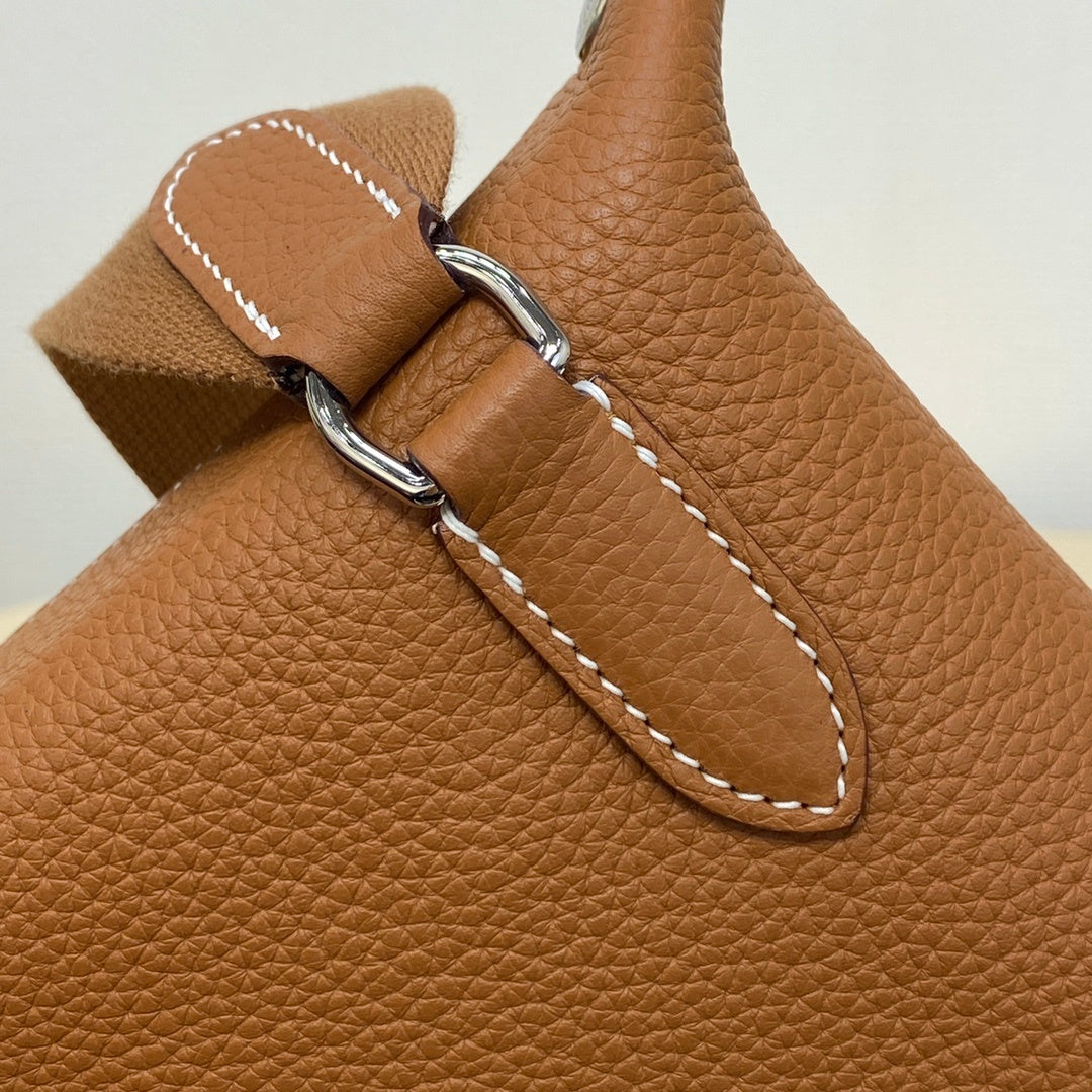 new-luxury-designer-bags-nm23078