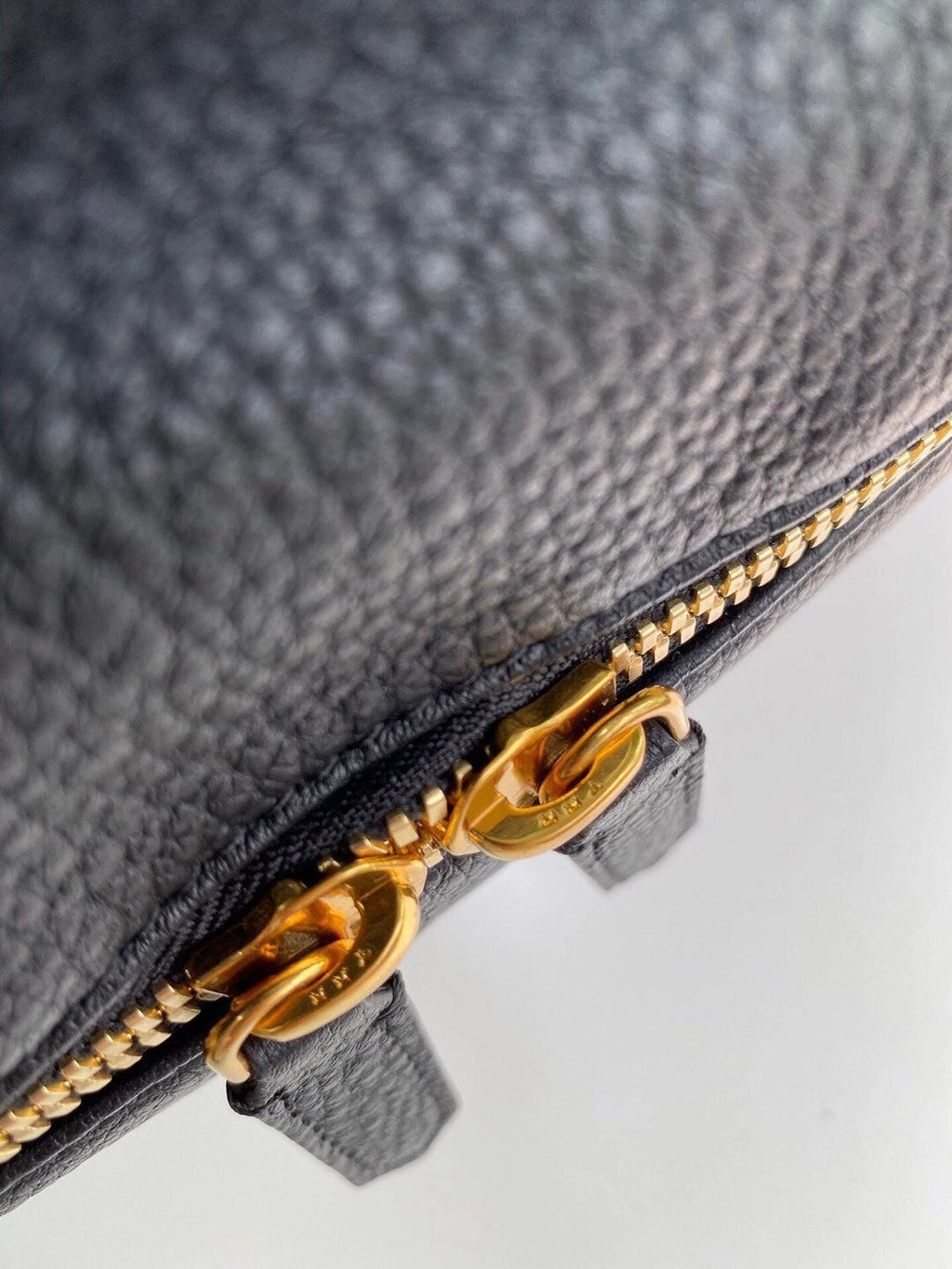 Ezyycart Bags - Best High-End Brands in One Place - AFFORDABLE LUXURY BAGS - 17192