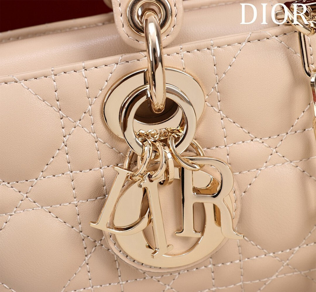 Ezyycart Bags - Premium Luxury Goods and Accessories - AFFORDABLE LUXURY BAGS - 19045