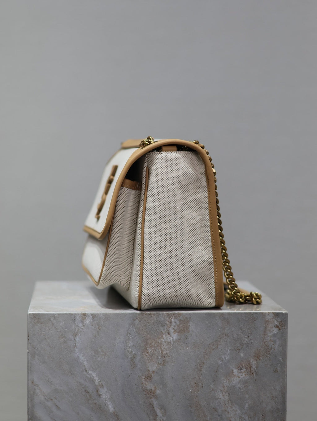 Ezyycart Bags - Premium Luxury Goods and Accessories - AFFORDABLE LUXURY BAGS - 6002